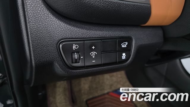 Kia Seltos Gasoline 1.6 Turbo 2WD Signature 2024 — фото 12