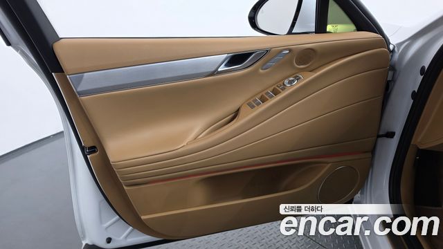 Genesis G80 (RG3) Gasoline 2.5 Turbo AWD 2026 — фото 24