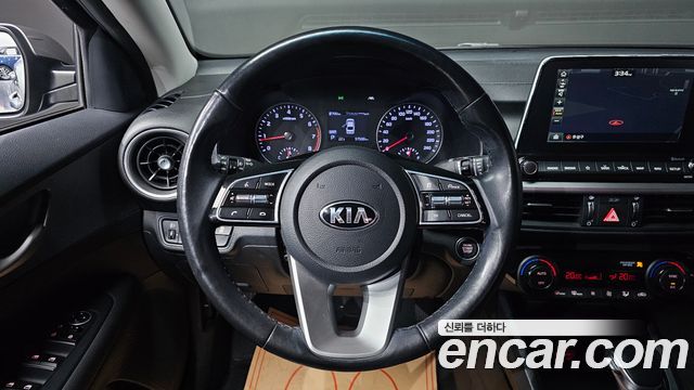 Kia K3 Luxury 2019 — фото 14