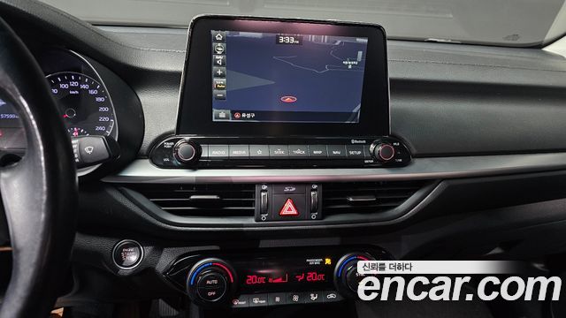 Kia K3 Luxury 2019 — фото 15