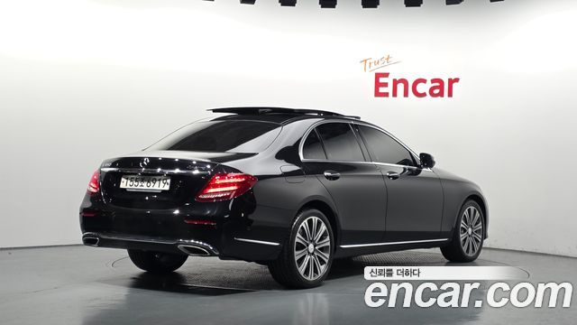 Mercedes-Benz E-Class (W213) E450 4MATIC Exclusive 2019 — фото 2