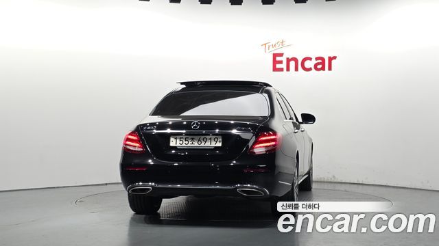 Mercedes-Benz E-Class (W213) E450 4MATIC Exclusive 2019 — фото 4