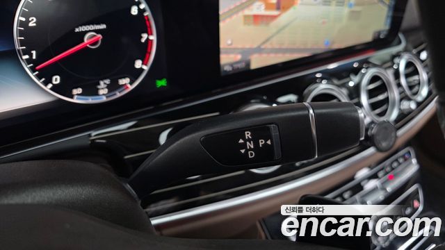 Mercedes-Benz E-Class (W213) E450 4MATIC Exclusive 2019 — фото 9