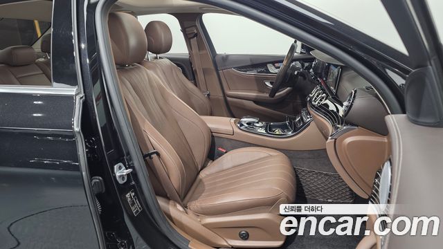 Mercedes-Benz E-Class (W213) E450 4MATIC Exclusive 2019 — фото 12