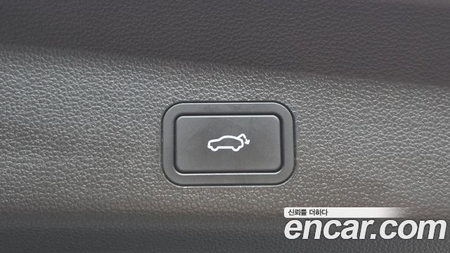 Renault Korea Grand Koleos 2.0 Iconic 2WD 2025 — фото 16