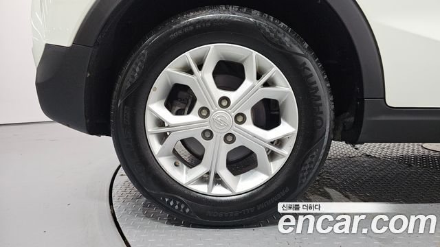 KG Mobility (SsangYong) Very New Tivoli Gasoline 1.5 2WD V3 2022 — фото 5
