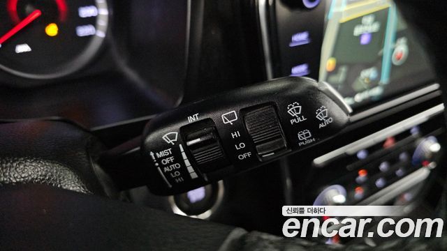 KG Mobility (SsangYong) Very New Tivoli Gasoline 1.5 2WD V3 2022 — фото 18