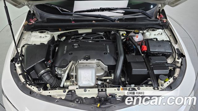 Chevrolet Malibu 2.0 Turbo LTZ Premium 2017 — фото 6