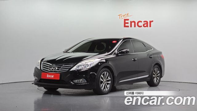 Hyundai Grandeur (HG) HG240 Luxury