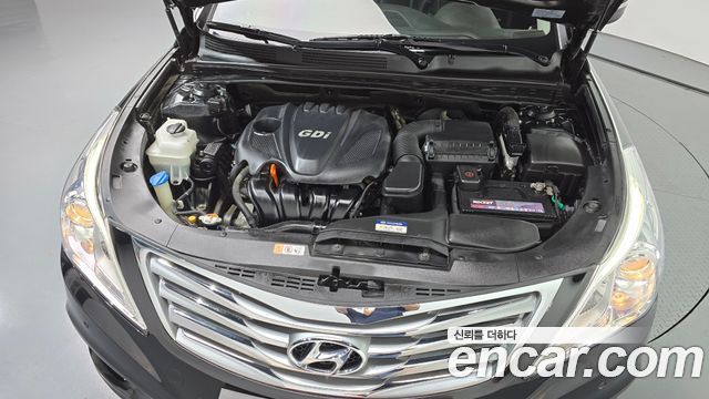 Hyundai Grandeur (HG) HG240 Luxury 2012 — фото 6