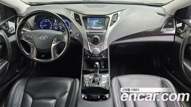 Hyundai Grandeur (HG) HG240 Luxury 2012 — фото 7