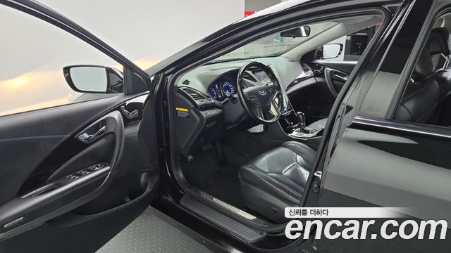 Hyundai Grandeur (HG) HG240 Luxury 2012 — фото 10