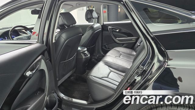 Hyundai Grandeur (HG) HG240 Luxury 2012 — фото 11