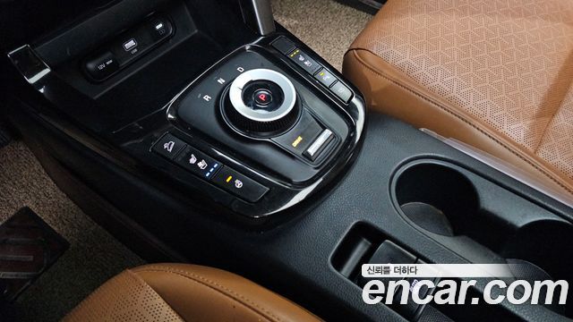 Kia Seltos Gasoline 1.6 Turbo 2WD Gravity 2024 — фото 9