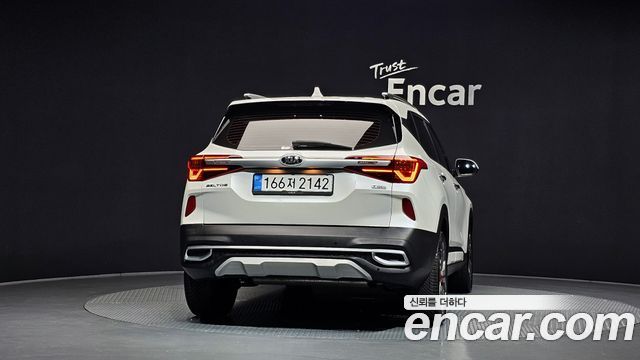 Kia Seltos Gasoline 1.6 Turbo 2WD Signature 2022 — фото 4