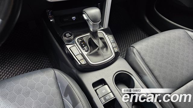 Kia Seltos Gasoline 1.6 Turbo 2WD Signature 2022 — фото 9