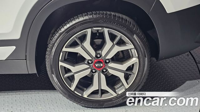 Kia Seltos Gasoline 1.6 Turbo 2WD Signature 2022 — фото 21