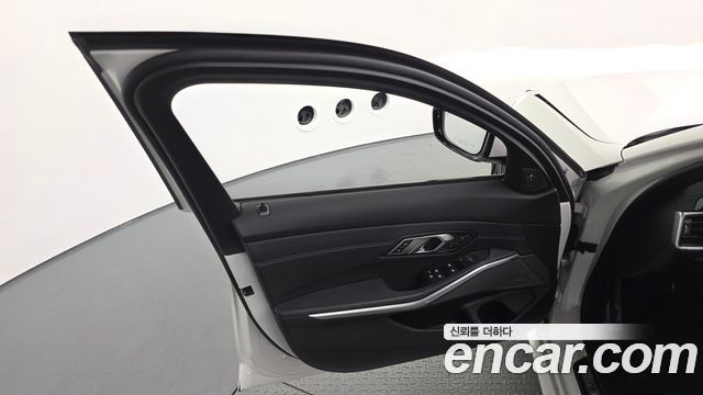 BMW 3 Series (G20) 320i M Sport 2020 — фото 24