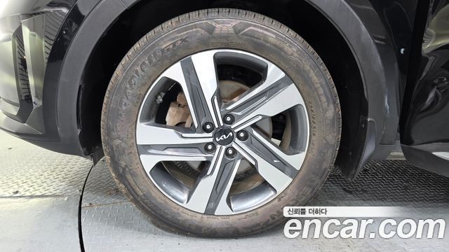 Kia Sorento (IV) HEV 1.6 2WD Noblesse 2023 — фото 5