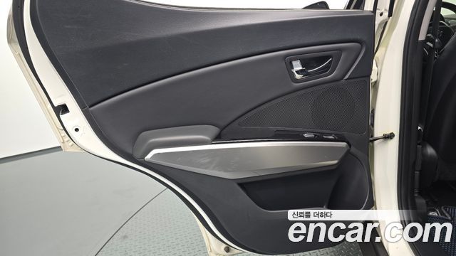 KG Mobility (SsangYong) Tivoli Diesel LX 2WD 2016 — фото 25