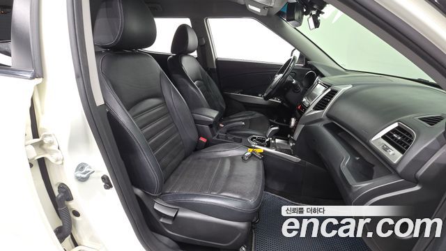 KG Mobility (SsangYong) Tivoli Diesel LX 2WD 2016 — фото 26