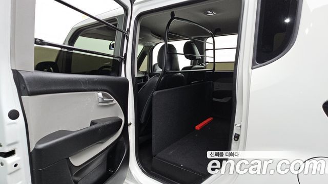 Kia Ray Van 2-Seater Prestige Special 2024 — фото 11