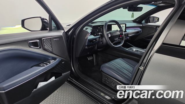 Kia K8 2.5 Gasoline 2WD Signature Black 2025 — фото 10