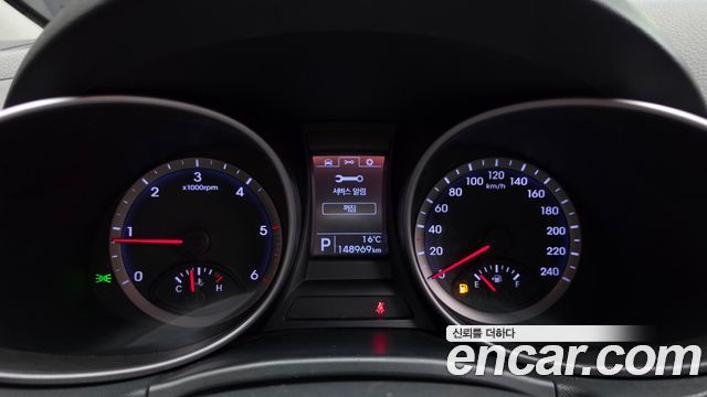 Hyundai Santa Fe (DM) Diesel(e-VGT) 2.0 2WD Premium 2015 — фото 8