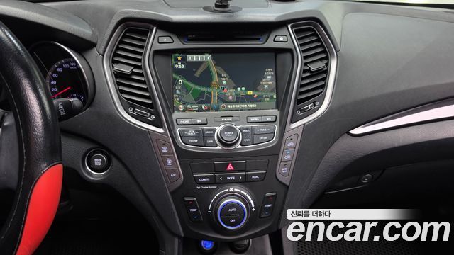 Hyundai Santa Fe (DM) Diesel(e-VGT) 2.0 2WD Premium 2015 — фото 13