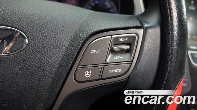 Hyundai Santa Fe (DM) Diesel(e-VGT) 2.0 2WD Premium 2015 — фото 16