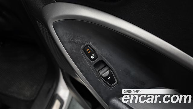 Hyundai Santa Fe (DM) Diesel(e-VGT) 2.0 2WD Premium 2015 — фото 18