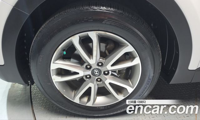 Hyundai Santa Fe (DM) Diesel(e-VGT) 2.0 2WD Premium 2015 — фото 21