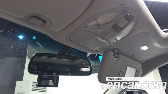 Hyundai Santa Fe (DM) Diesel(e-VGT) 2.0 2WD Premium 2015 — фото 28