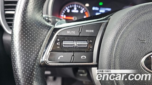 Kia Sportage The Bold Diesel 2.0 2WD Trendy 2020 — фото 19