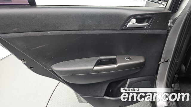 Kia Sportage The Bold Diesel 2.0 2WD Trendy 2020 — фото 25