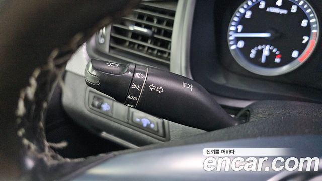 Hyundai Sonata New Rise LPI Modern 2018 — фото 15