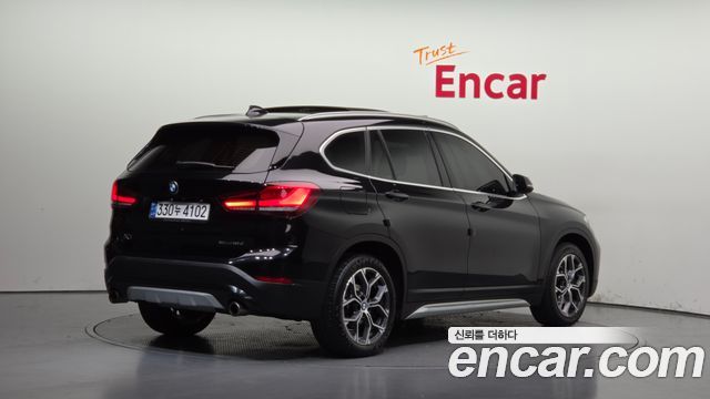 BMW X1 (F48) xDrive 18d xLine 2021 — фото 2
