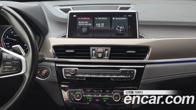 BMW X1 (F48) xDrive 18d xLine 2021 — фото 14