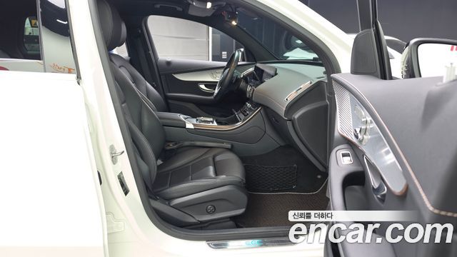 Mercedes-Benz EQC (N293) EQC400 4MATIC 2020 — фото 11