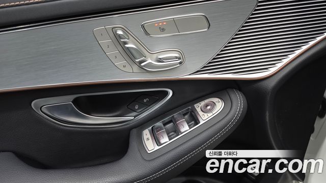 Mercedes-Benz EQC (N293) EQC400 4MATIC 2020 — фото 30
