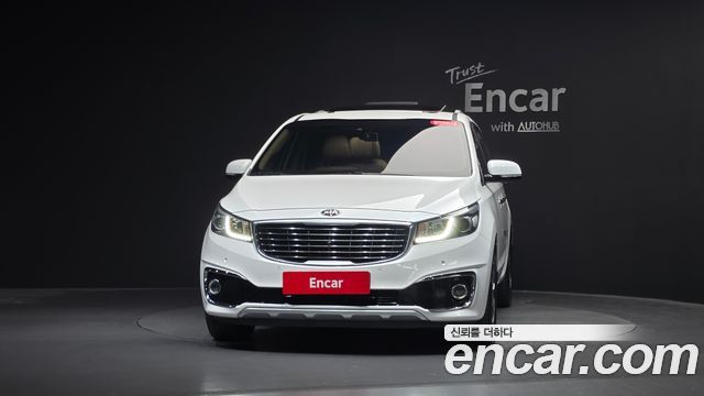 Kia Carnival 7-seater Limousine VIP 2018 — фото 3