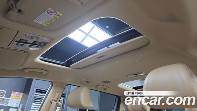 Kia Carnival 7-seater Limousine VIP 2018 — фото 17