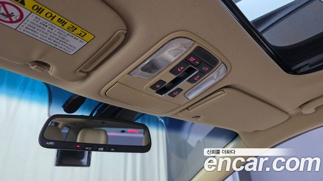 Kia Carnival 7-seater Limousine VIP 2018 — фото 19