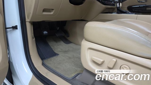 Kia Carnival 7-seater Limousine VIP 2018 — фото 30