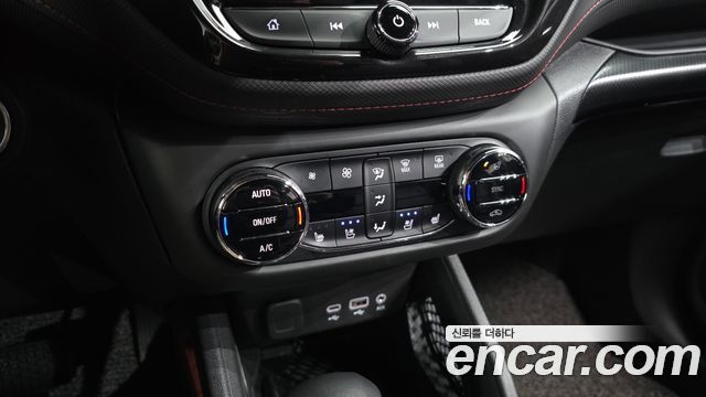 Chevrolet Trailblazer 1.3 Turbo 2WD RS 2022 — фото 27
