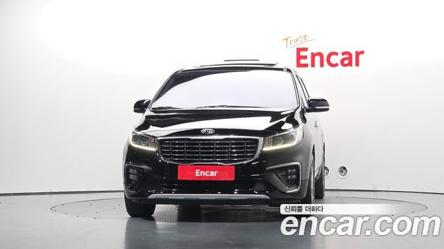 Kia Carnival 9-Seater Prstige 2019 — фото 3