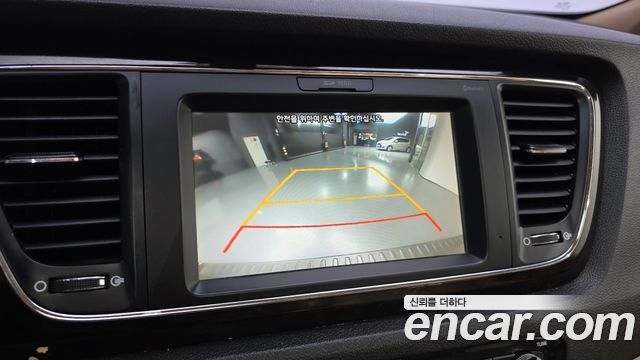 Kia Carnival 9-Seater Prstige 2019 — фото 14