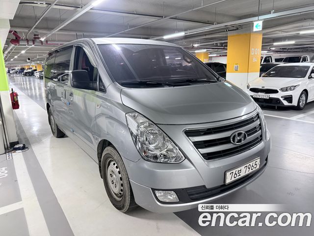 Hyundai Grand Starex 12-Seater Wagon Smart 2016 — фото 2