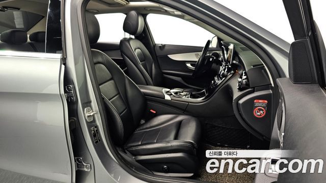 Mercedes-Benz C-Class (W205) C220 d Avantgarde 2016 — фото 11