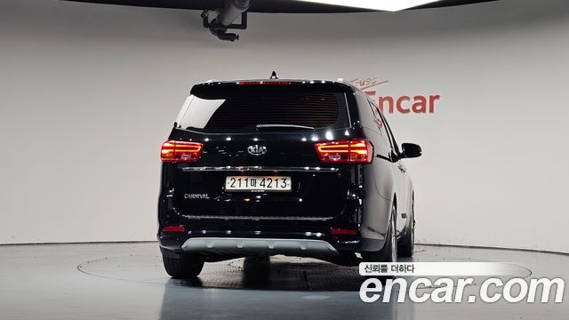 Kia Carnival Gasoline 9-Seater Noblesse Special 2019 — фото 4